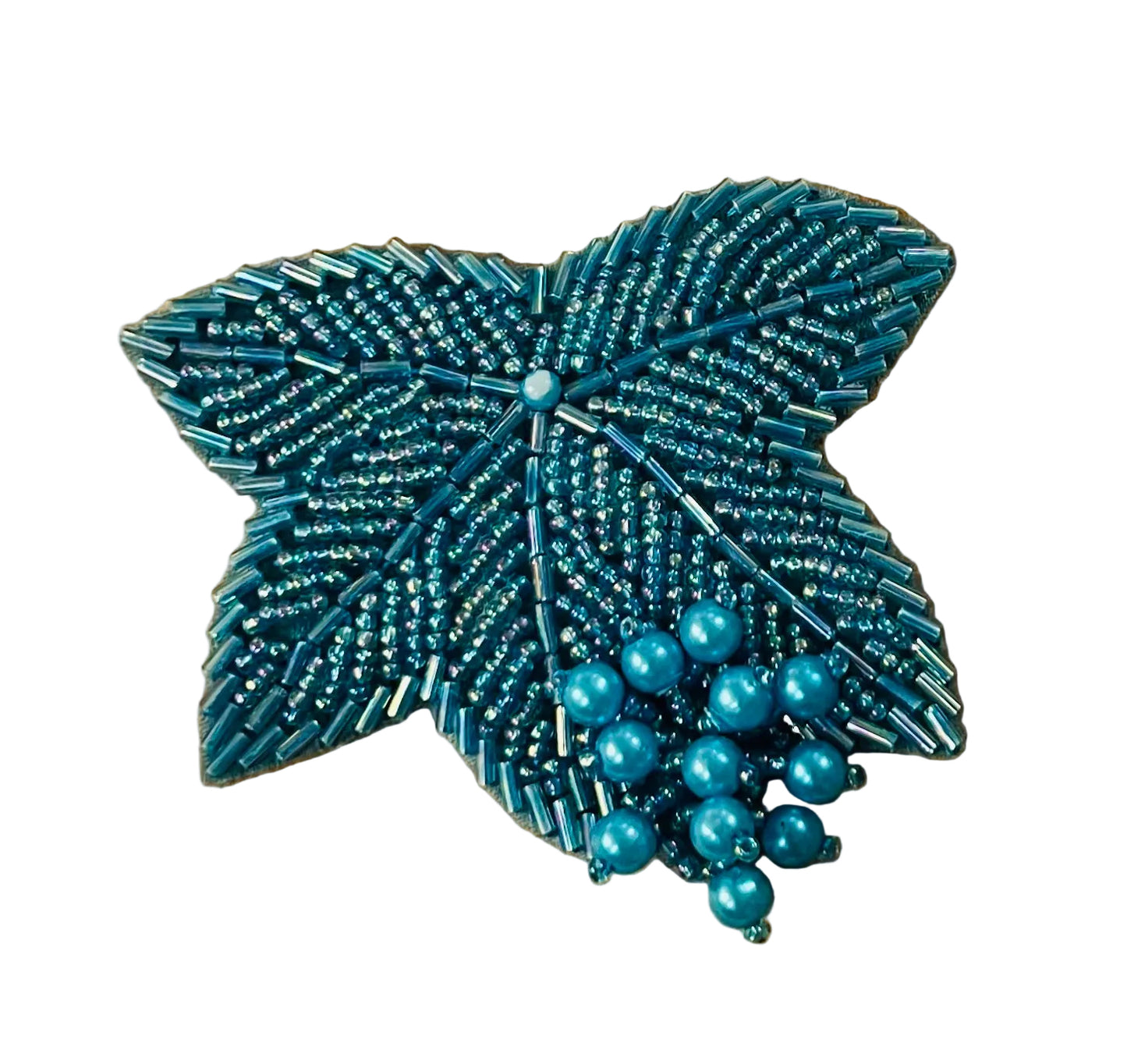Hombrera de hoja con cuentas turquesas 3" x 3"