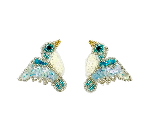 Par de colibríes con lentejuelas y cuentas turquesas, blancas y azules de 5 x 3,8 cm