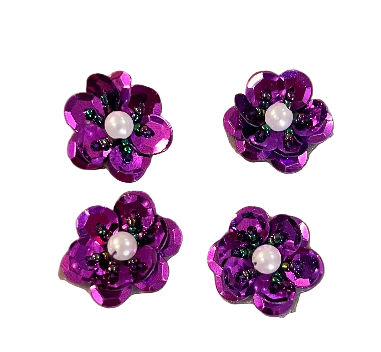 Juego de 5 flores moradas con perla blanca en el centro de 2.5 cm