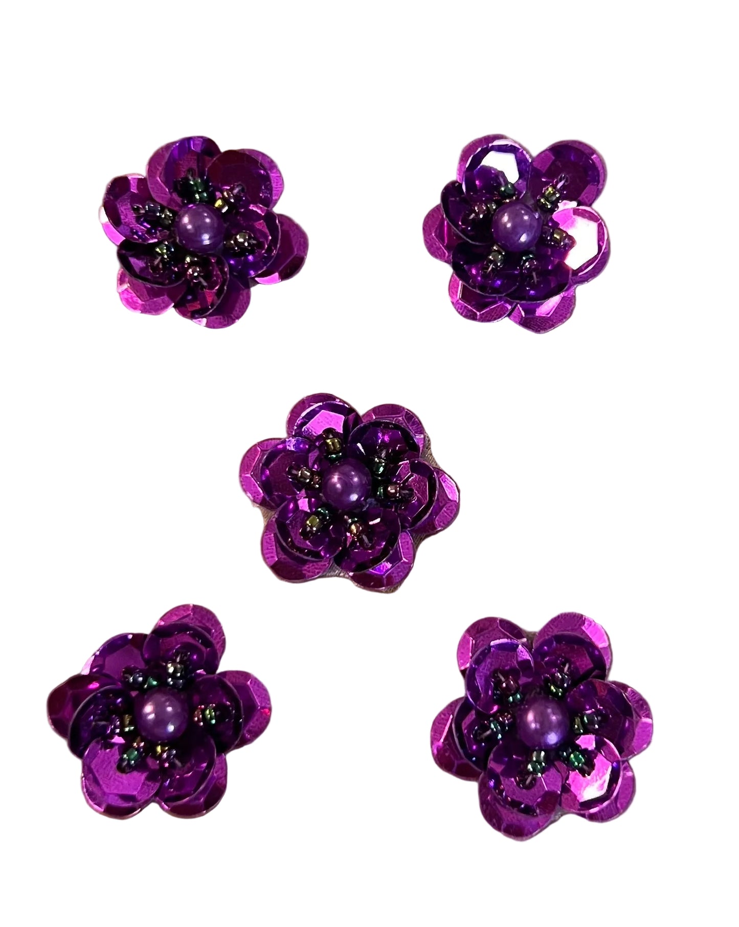 Juego de 5 flores moradas con perla blanca en el centro de 2.5 cm
