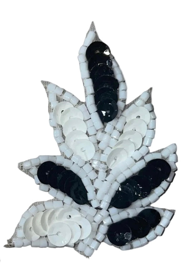 Par de Hojas - Lentejuelas Blancas/Negras - Cuentas Blancas 5.08 cm x 3.81 cm
