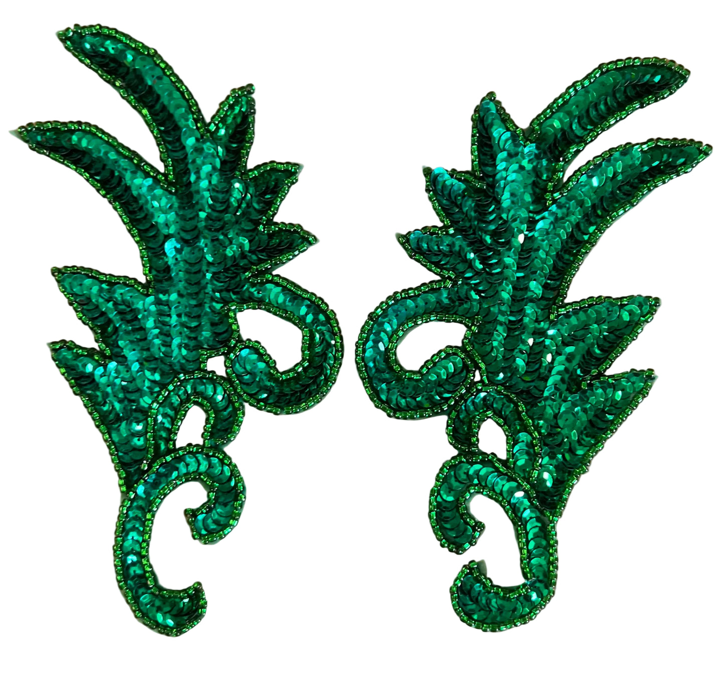 Par de hojas con lentejuelas y cuentas verdes de 8" x 4"