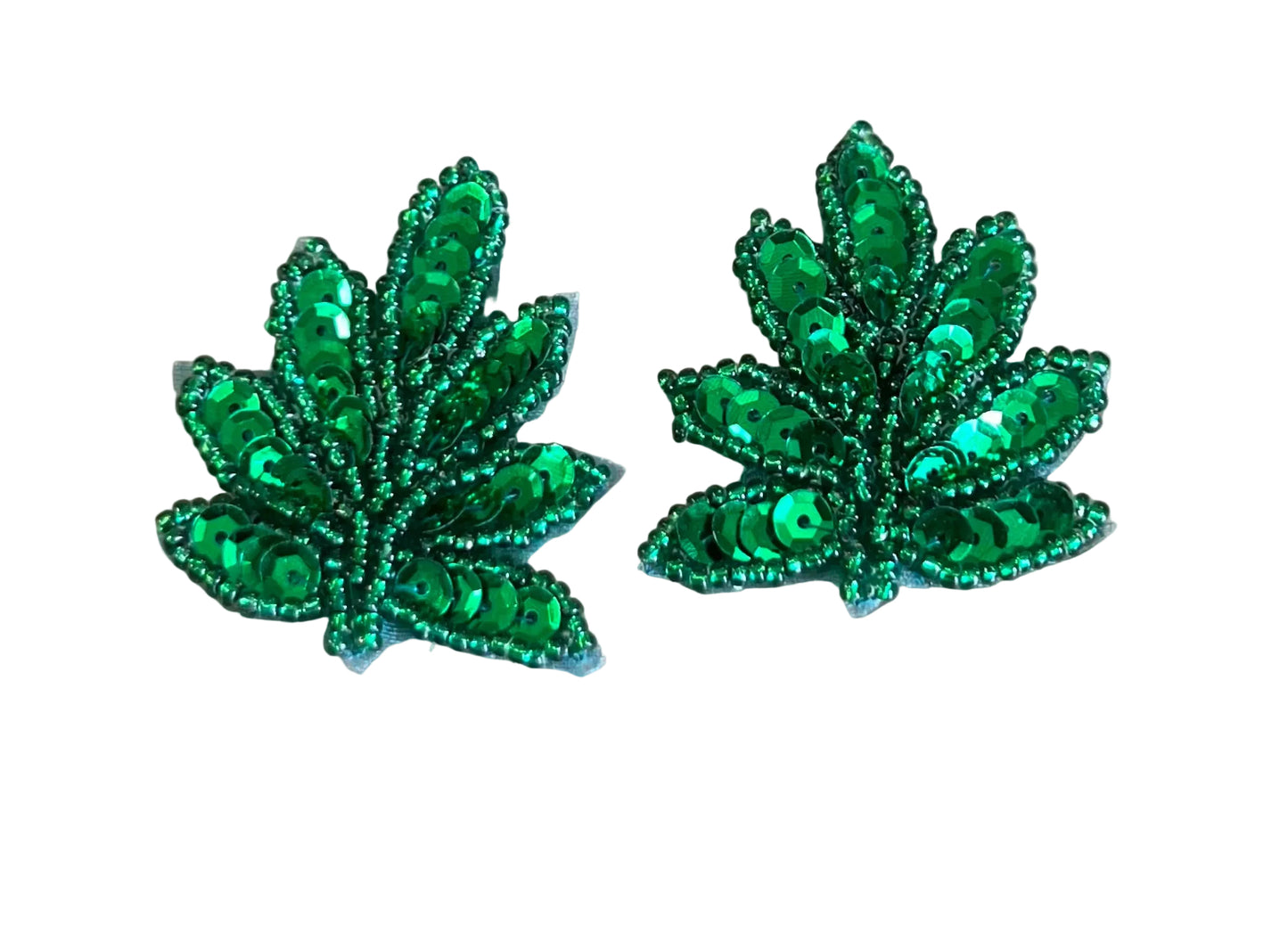 Par de hojas con lentejuelas y cuentas verde oscuro de 3.8 cm x 5 cm - Elige con o sin pegamento
