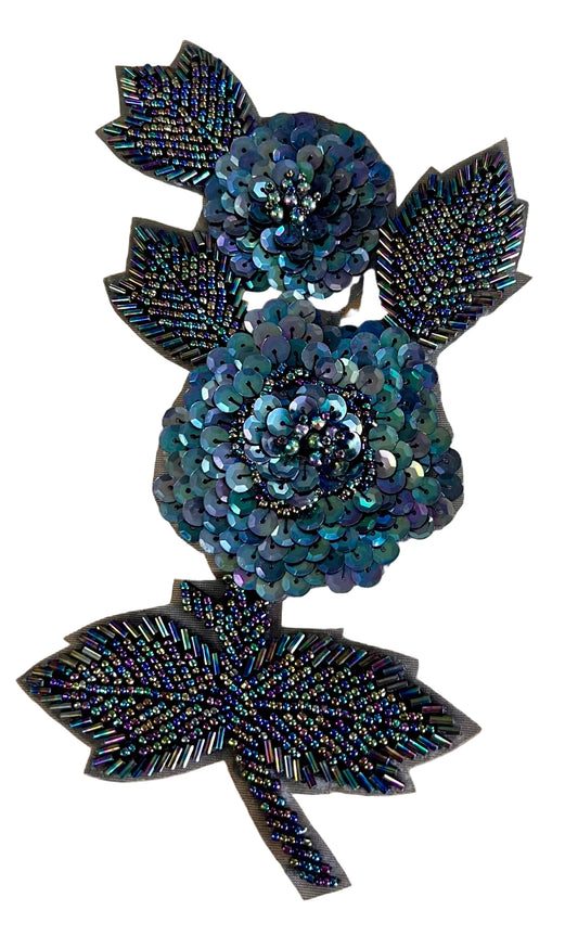 Flor Doble Flor Luz de Luna Lentejuelas y Cuentas 7" x 4"