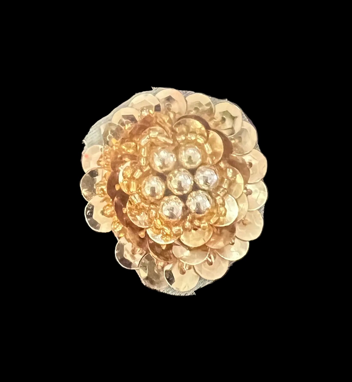 Flor con cuentas de lentejuelas en relieve oro, 1"