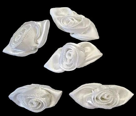 Flower - Set of 5 White Silk 1.25” x 1/2"