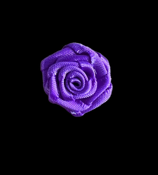 Flor Rosa Satinada Morada 7/8"
