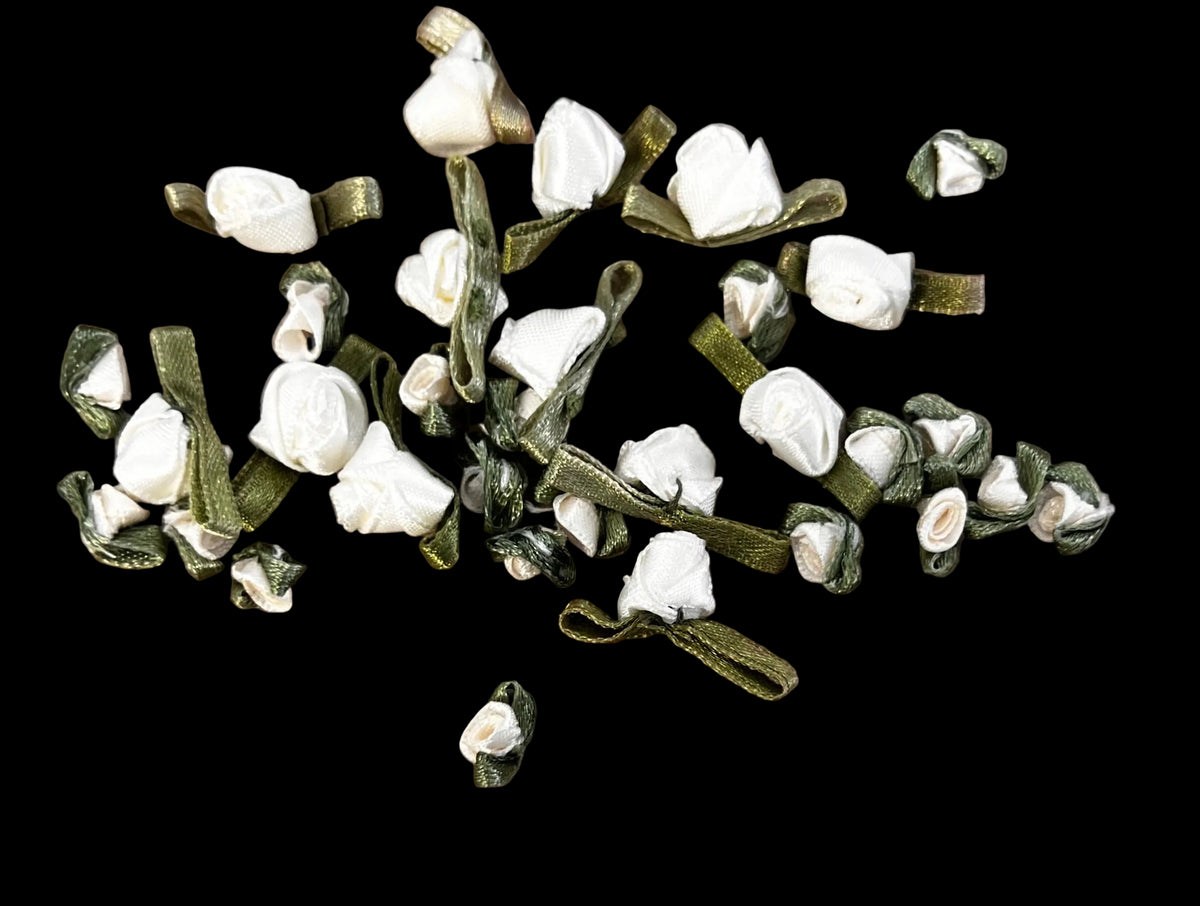Flores de seda blancas un ramo completo de 1/8" y 0.5"