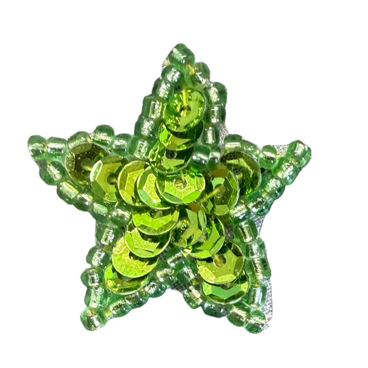 Estrella con lentejuelas y cuentas en verde lima o verde oscuro de 2,5 cm