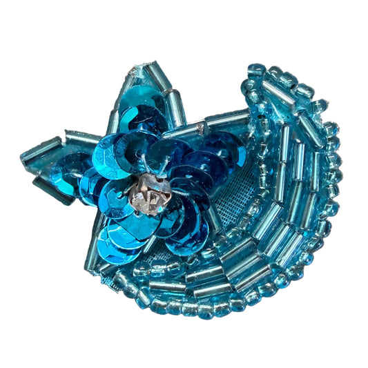 Media luna y estrella con lentejuelas y cuentas de diamantes de imitación turquesa de 3,8 cm x 3,2 cm