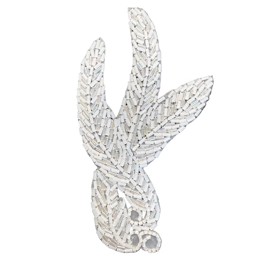 Hoja decorativa con cuentas blancas 15 cm x 7.5 cm