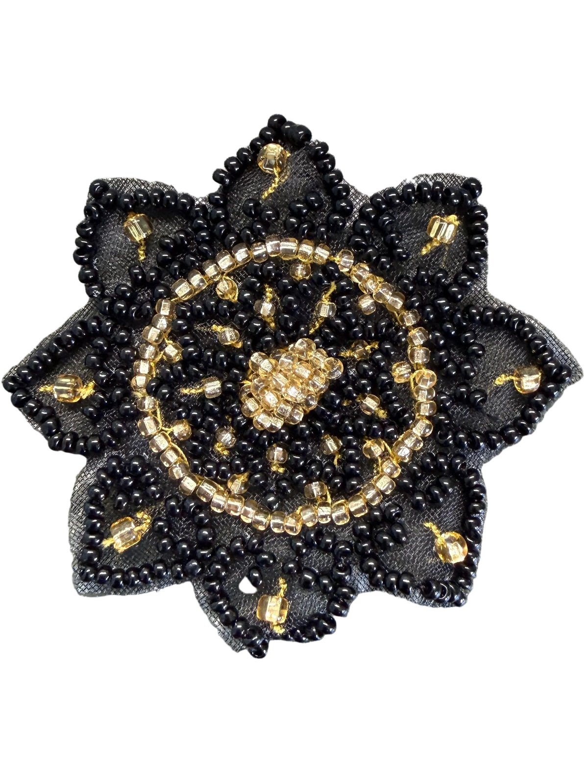 Flor Negra y Dorada con Cuentas de 2.5"