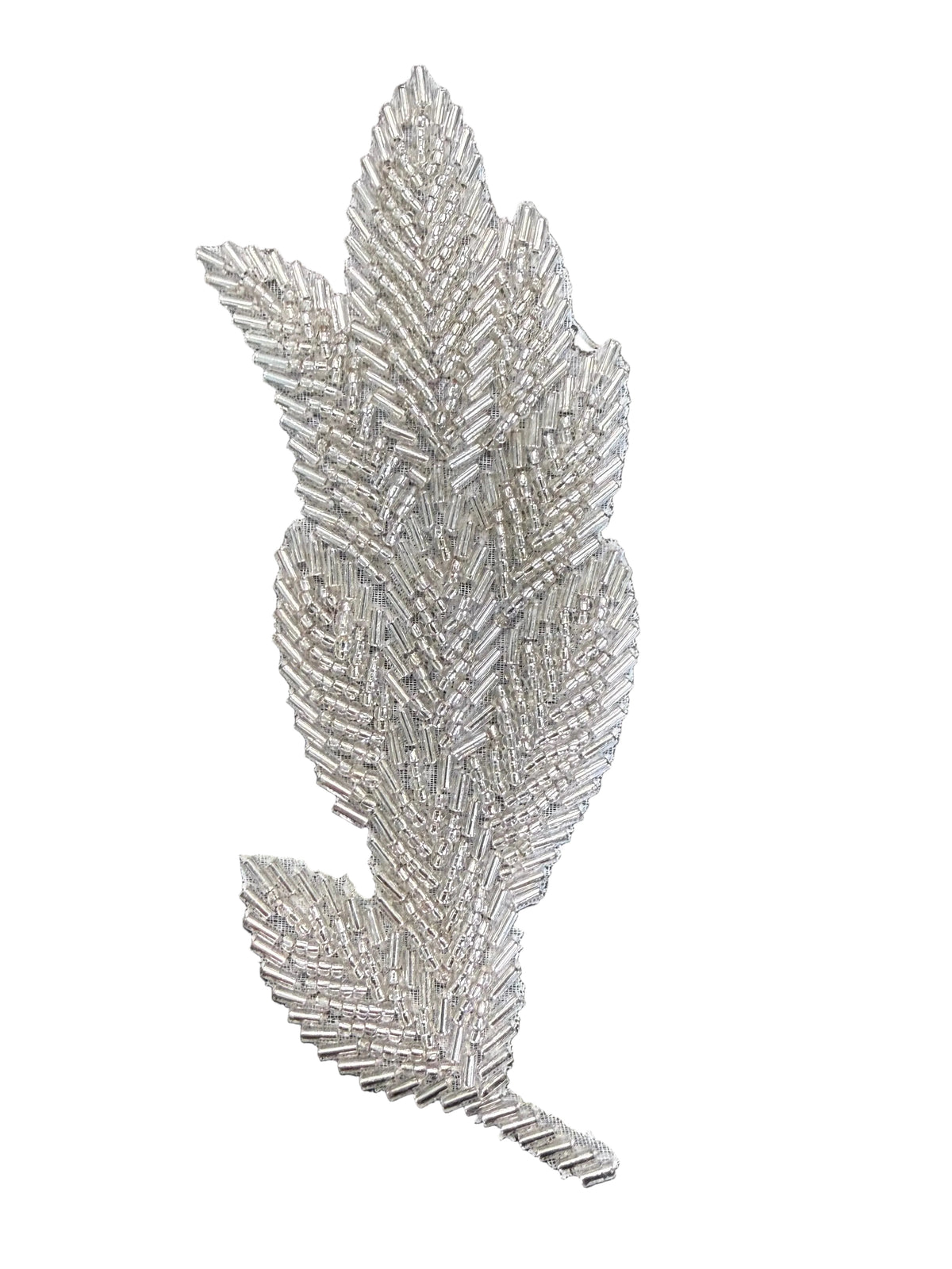 Par de hojas con cuentas de plata de 5.5" x 2"