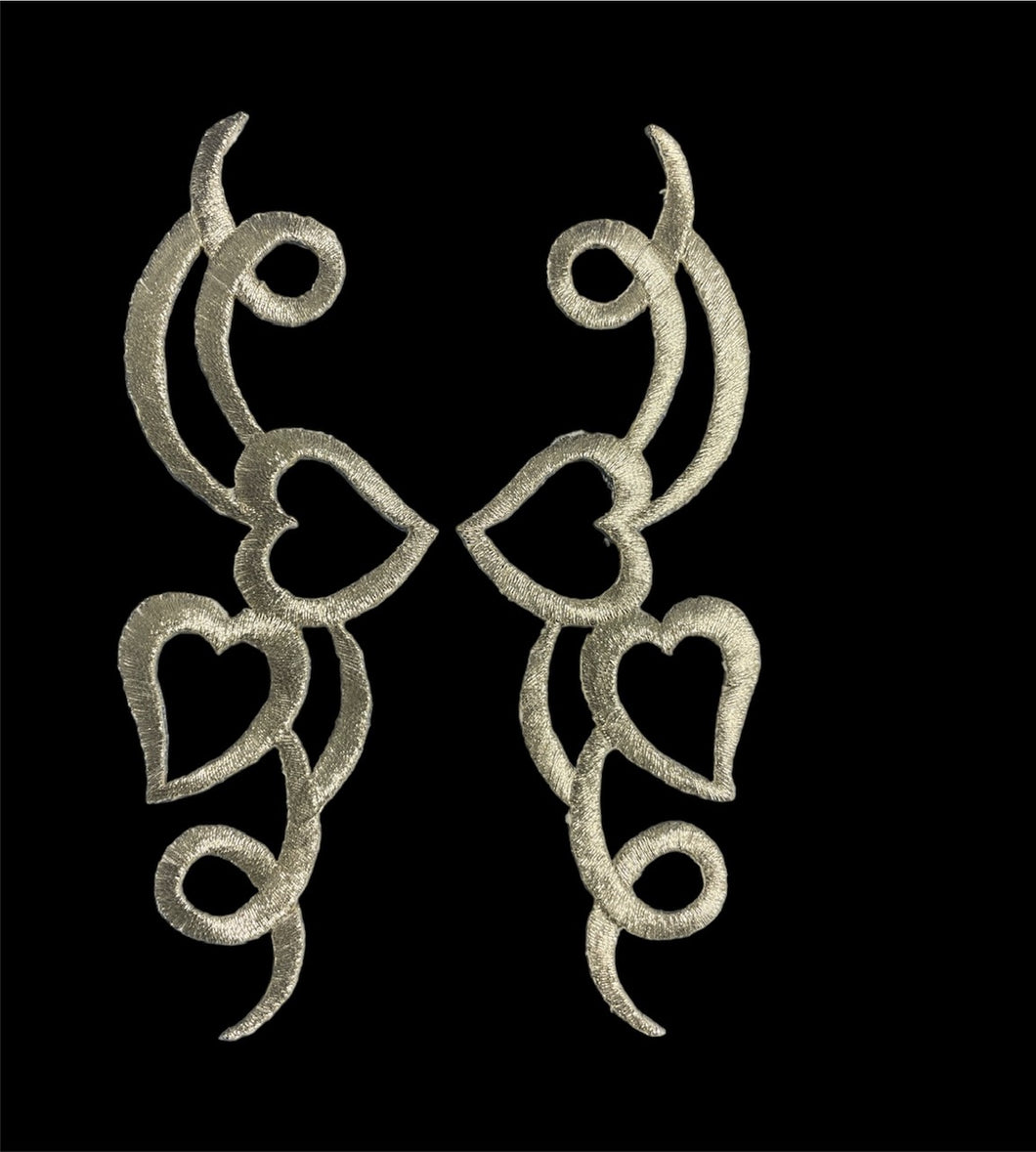 Designer Motif Heart Pair, Metallic Silver Embroidered Iron-on 5.25