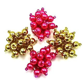 Motif Multicolored set of Bead Clusters