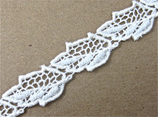 Trim White Embroidery with White Pearls 1