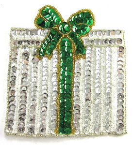 Present Xmas large with Silver/Green Sequins, 4.5"x 4.5"